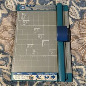 Carl RT-200 Paper Trimmer